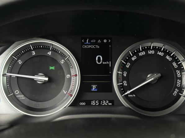 Toyota Land Cruiser 200 Series Рестайлинг 2 с пробегом 2017 года, цена 5 499 000 рублей, 165124 км, внедорожник, Автокод Объявления