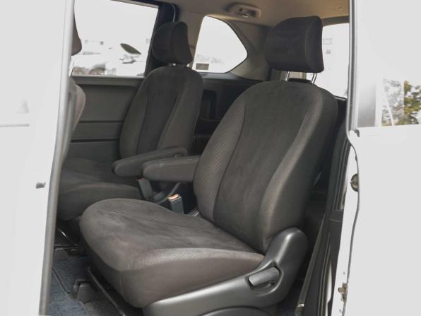 Honda Freed I с пробегом 2011 года, цена 940 000 рублей, 196170 км, компактвэн, Автокод Объявления