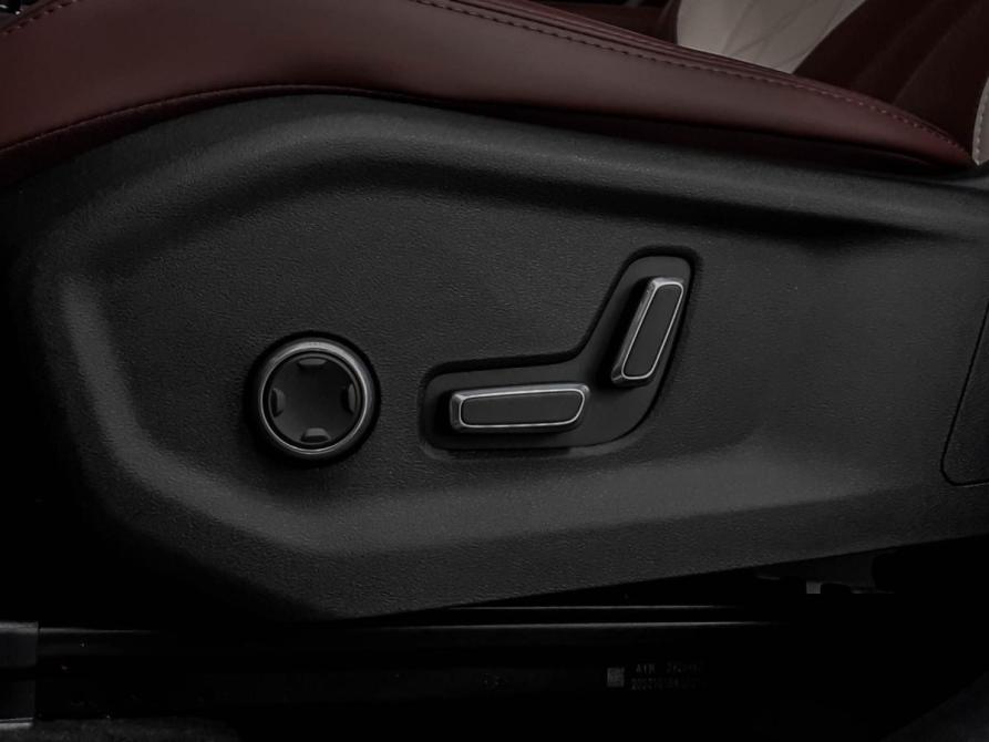 Geely Monjaro I Москва  - изображение 23