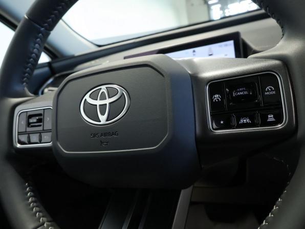 Toyota RAV4 V (XA50) с пробегом 2026 года, цена 4 350 000 рублей, 49 км, внедорожник, Автокод Объявления