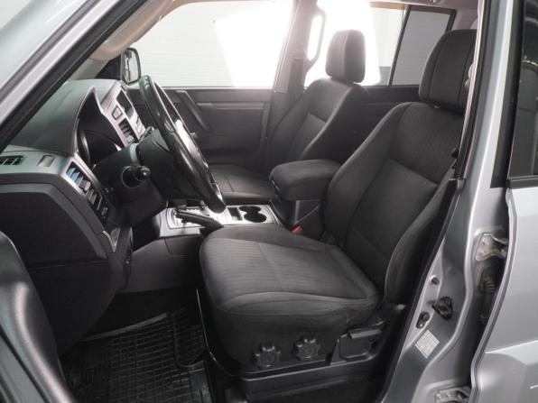 Mitsubishi Pajero IV Рестайлинг 1 с пробегом 2012 года, цена 1 949 000 рублей, 235817 км, внедорожник, Автокод Объявления