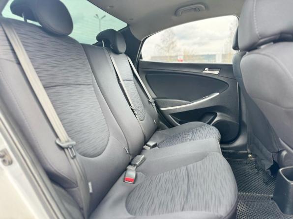 Hyundai Solaris I Рестайлинг с пробегом 2015 года, цена 1 159 000 рублей, 135410 км, седан, Автокод Объявления