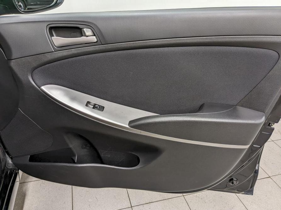 Hyundai Solaris I Рестайлинг Москва  - изображение 18