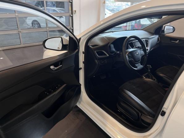 Hyundai Solaris II с пробегом 2019 года, цена 1 525 000 рублей, 114540 км, седан, Автокод Объявления