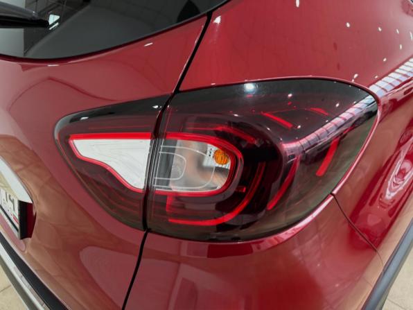 Renault Kaptur I Рестайлинг с пробегом 2021 года, цена 1 700 000 рублей, 72000 км, внедорожник, Автокод Объявления