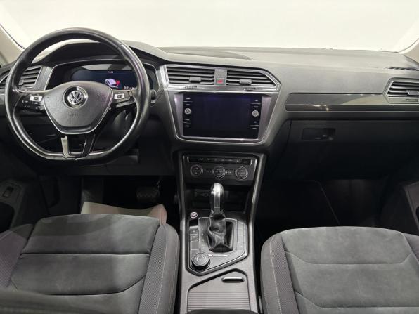 Volkswagen Tiguan II с пробегом 2018 года, цена 2 450 000 рублей, 187335 км, внедорожник, Автокод Объявления