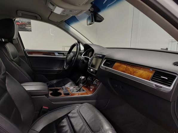 Volkswagen Touareg II с пробегом 2013 года, цена 1 955 000 рублей, 276651 км, внедорожник, Автокод Объявления