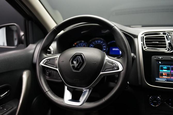 Renault Sandero II Рестайлинг с пробегом 2018 года, цена 1 255 000 рублей, 68487 км, хэтчбек, Автокод Объявления