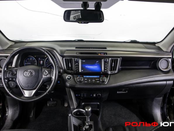 Toyota RAV4 IV (XA40) Рестайлинг с пробегом 2018 года, цена 2 368 000 рублей, 189578 км, внедорожник, Автокод Объявления