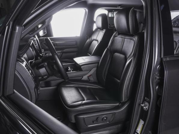 Ram 1500 V с пробегом 2022 года, цена 7 730 000 рублей, 32177 км, offers.body_type.unknown, Автокод Объявления
