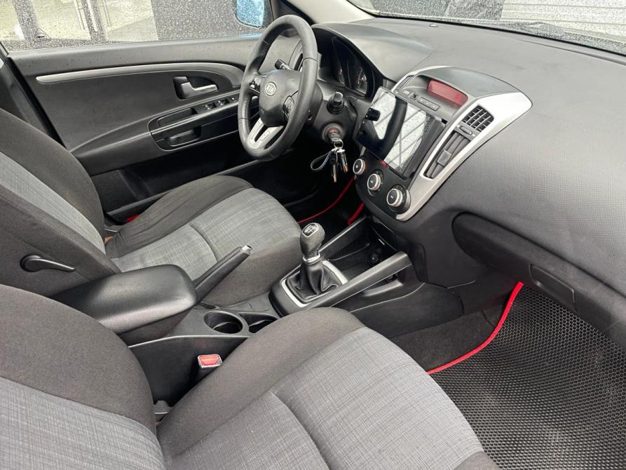 Kia Ceed I Рестайлинг Вологда  - изображение 11