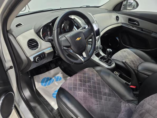 Chevrolet Cruze I Рестайлинг с пробегом 2015 года, цена 839 000 рублей, 163566 км, хэтчбек, Автокод Объявления