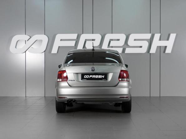 Volkswagen Polo V Рестайлинг с пробегом 2019 года, цена 1 679 000 рублей, 132855 км, седан, Автокод Объявления