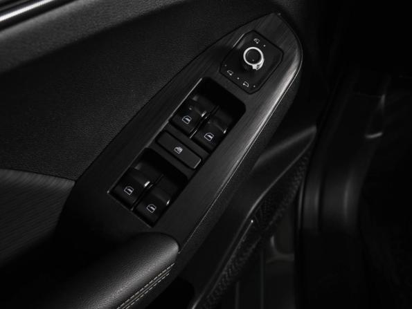 Haval Jolion I Рестайлинг 2 с пробегом 2025 года, цена 2 059 000 рублей, 50562 км, внедорожник, Автокод Объявления