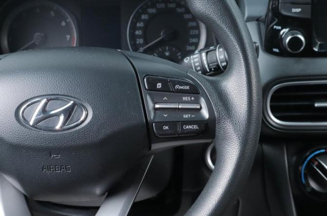 Hyundai Kona I с пробегом 2019 года, цена 1 949 000 рублей, 107000 км, внедорожник, Автокод Объявления