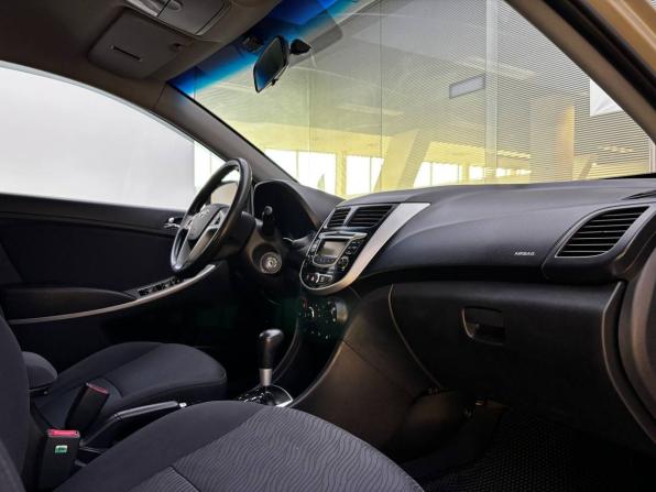 Hyundai Solaris I с пробегом 2014 года, цена 760 000 рублей, 173300 км, седан, Автокод Объявления