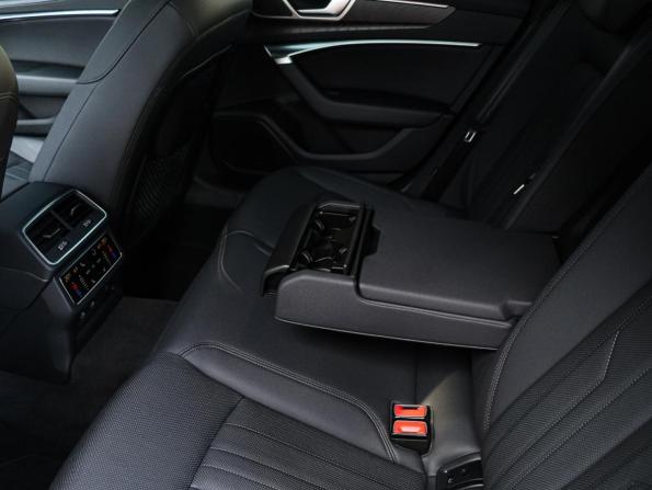 Audi A6 V (C8) с пробегом 2022 года, цена 5 150 000 рублей, 37957 км, седан, Автокод Объявления