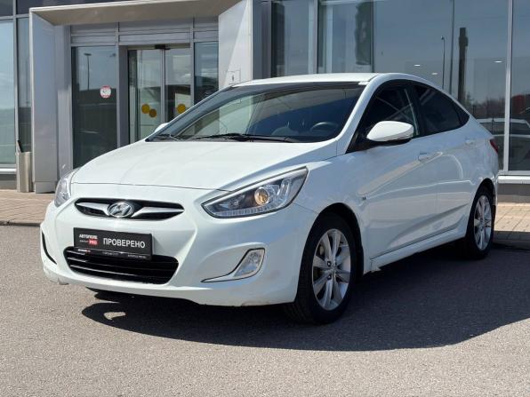 Hyundai Solaris I с пробегом 2013 года, цена 665 000 рублей, 132783 км, седан, Автокод Объявления