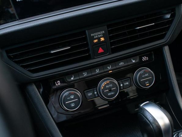 Volkswagen Jetta VII с пробегом 2021 года, цена 2 080 000 рублей, 105399 км, седан, Автокод Объявления