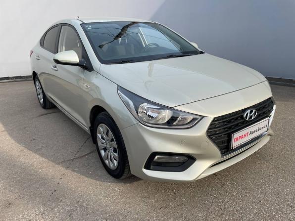 Hyundai Solaris II с пробегом 2019 года, цена 1 499 000 рублей, 74788 км, седан, Автокод Объявления