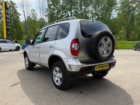 Chevrolet Niva I Рестайлинг с пробегом 2012 года, цена 520 000 рублей, 130000 км, внедорожник, Автокод Объявления