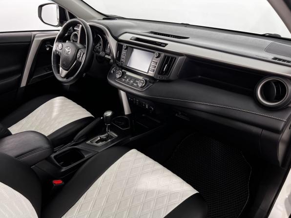 Toyota RAV4 IV (XA40) Рестайлинг с пробегом 2017 года, цена 2 150 000 рублей, 171200 км, внедорожник, Автокод Объявления