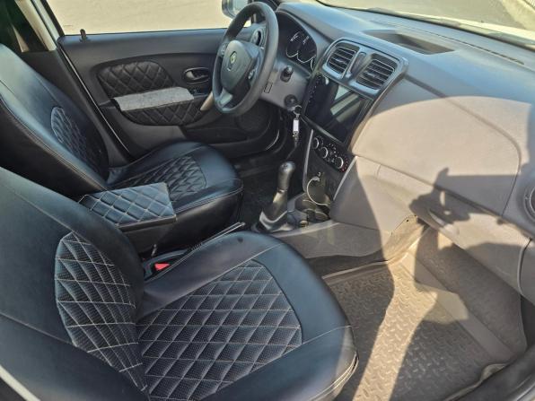 Renault Logan II с пробегом 2016 года, цена 699 000 рублей, 193000 км, седан, Автокод Объявления