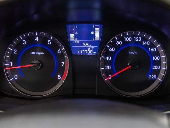 Hyundai Solaris I Рестайлинг с пробегом 2016 года, цена 898 000 рублей, 117708 км, хэтчбек, Автокод Объявления