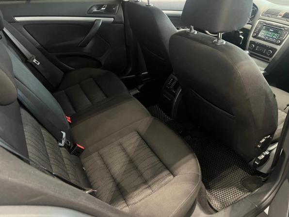 Skoda Octavia II (A5) Рестайлинг с пробегом 2013 года, цена 799 000 рублей, 230536 км, лифтбек, Автокод Объявления