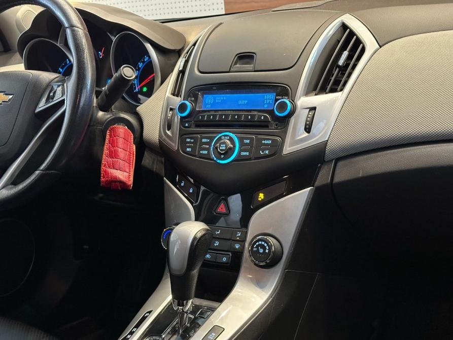 Chevrolet Cruze I Рестайлинг Челябинск  - изображение 11