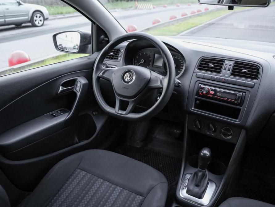 Volkswagen Polo V Рестайлинг Санкт-Петербург  - изображение 10