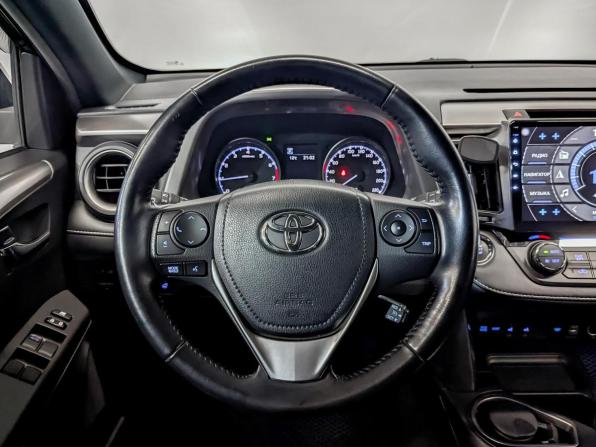 Toyota RAV4 IV (XA40) Рестайлинг с пробегом 2019 года, цена 3 300 000 рублей, 77892 км, внедорожник, Автокод Объявления