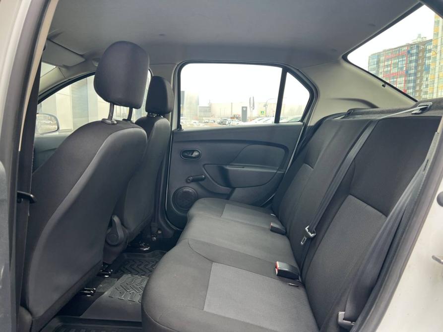 Renault Logan II Санкт-Петербург  - изображение 8