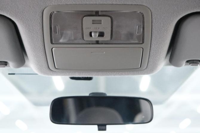 Toyota Voxy II (R70) с пробегом 2008 года, цена 1 169 000 рублей, 430000 км, минивэн, Автокод Объявления