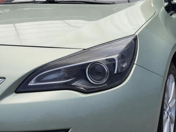 Opel Astra J Рестайлинг с пробегом 2011 года, цена 797 000 рублей, 71790 км, хэтчбек, Автокод Объявления