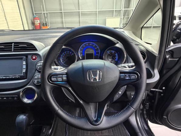 Honda Fit Shuttle I Рестайлинг с пробегом 2014 года, цена 997 000 рублей, 122000 км, универсал, Автокод Объявления