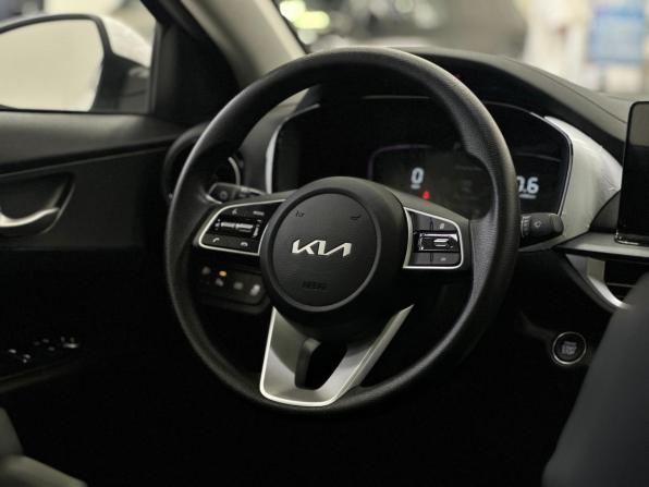 Kia K3 II (China Market) Рестайлинг с пробегом 2026 года, цена 2 760 000 рублей, 27 км, седан, Автокод Объявления