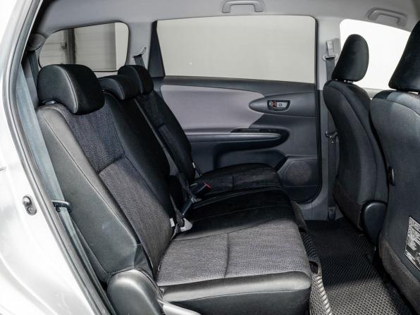 Toyota Wish II с пробегом 2009 года, цена 1 395 000 рублей, 55245 км, минивэн, Автокод Объявления