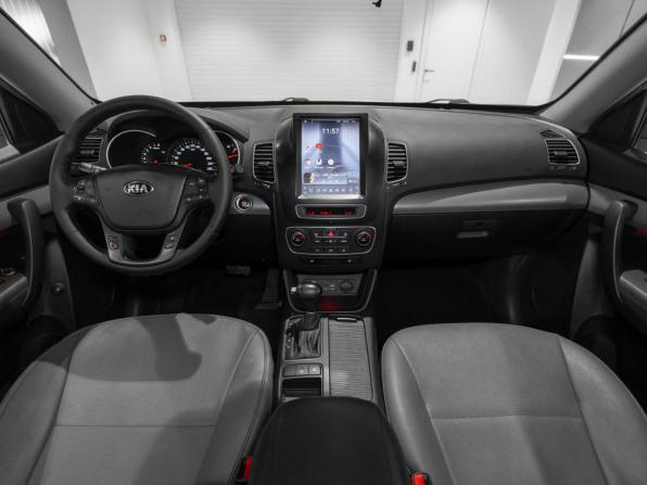 Kia Sorento II Рестайлинг с пробегом 2015 года, цена 1 395 000 рублей, 303838 км, внедорожник, Автокод Объявления