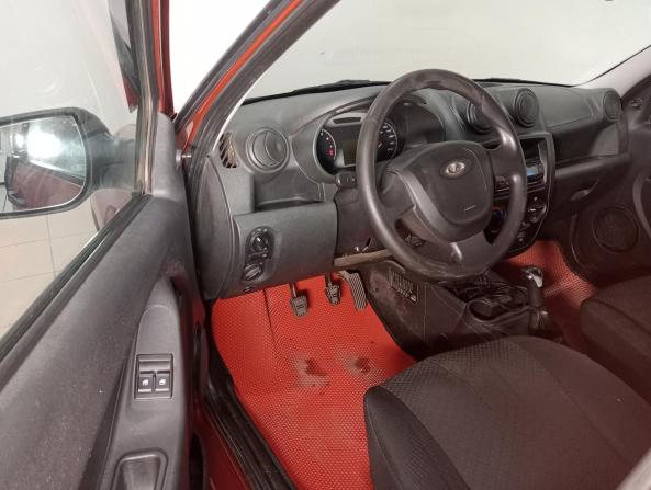 Lada (ВАЗ) Granta I с пробегом 2013 года, цена 215 000 рублей, 220400 км, седан, Автокод Объявления