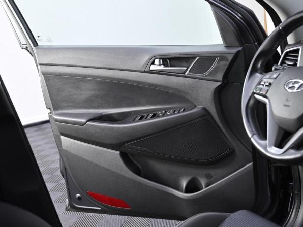 Hyundai Tucson III с пробегом 2018 года, цена 1 799 000 рублей, 93000 км, внедорожник, Автокод Объявления