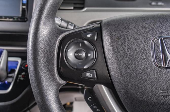 Honda Freed II с пробегом 2017 года, цена 1 439 000 рублей, 126000 км, компактвэн, Автокод Объявления