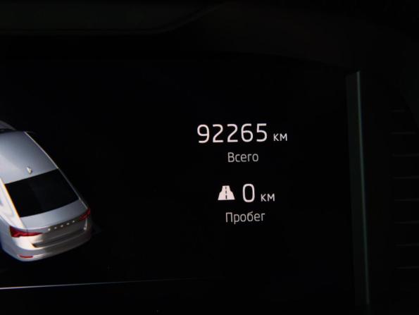 Skoda Octavia IV (A8) с пробегом 2022 года, цена 2 950 000 рублей, 92264 км, лифтбек, Автокод Объявления