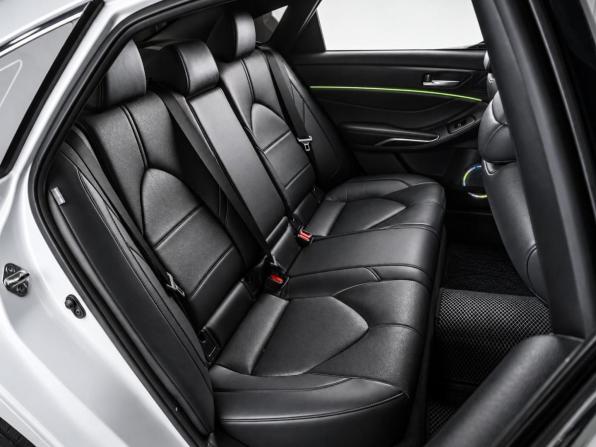 Toyota Avalon V с пробегом 2022 года, цена 3 489 000 рублей, 39617 км, седан, Автокод Объявления