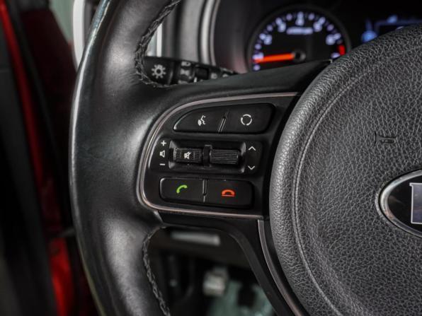 Kia Sportage IV с пробегом 2018 года, цена 2 099 000 рублей, 104536 км, внедорожник, Автокод Объявления