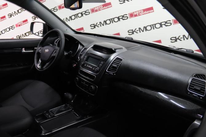 Kia Sorento II Рестайлинг с пробегом 2017 года, цена 1 795 950 рублей, 212212 км, внедорожник, Автокод Объявления