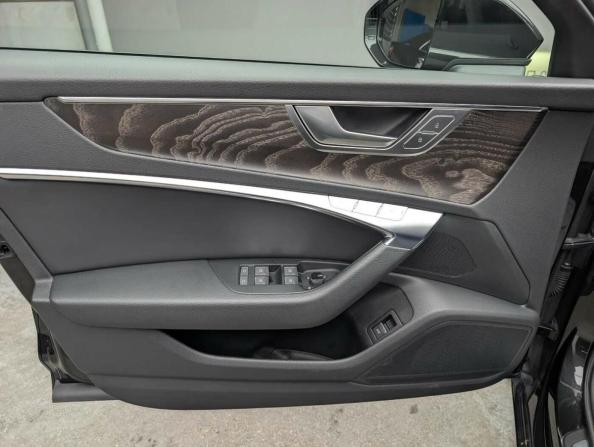 Audi A6 V (C8) с пробегом 2019 года, цена 3 897 000 рублей, 57401 км, седан, Автокод Объявления