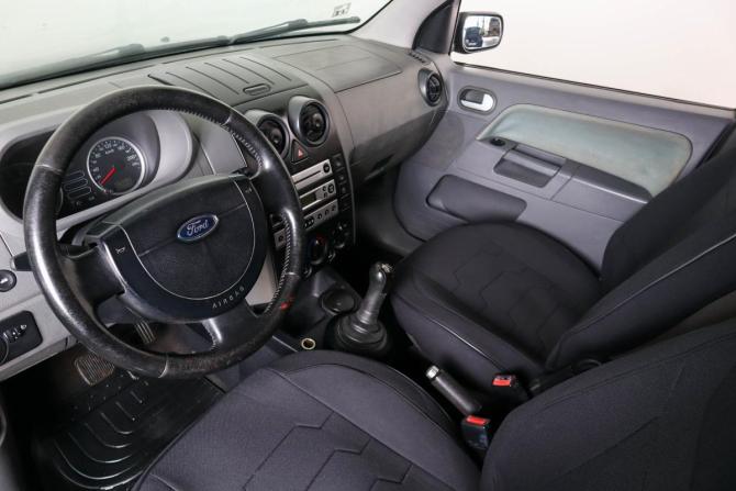 Ford Fusion I Рестайлинг с пробегом 2005 года, цена 439 000 рублей, 226000 км, хэтчбек, Автокод Объявления