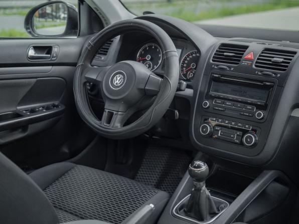 Volkswagen Jetta V с пробегом 2010 года, цена 670 000 рублей, 136000 км, седан, Автокод Объявления