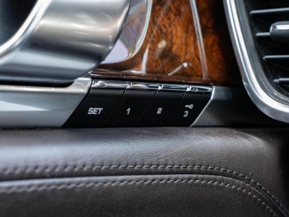 Porsche Panamera I с пробегом 2013 года, цена 3 045 000 рублей, 137131 км, лифтбек, Автокод Объявления